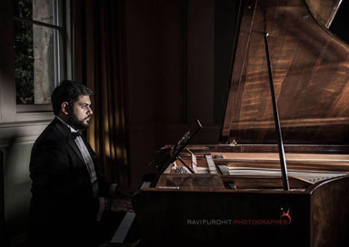 The London Bollywood Pianist -  Bollywood & Popular Pianist