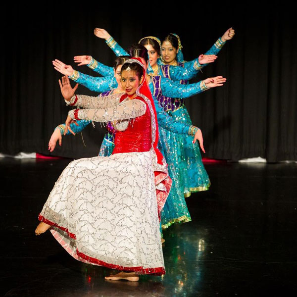 The London Bollywood Dancer - Bollywood & Kathak Dancer
