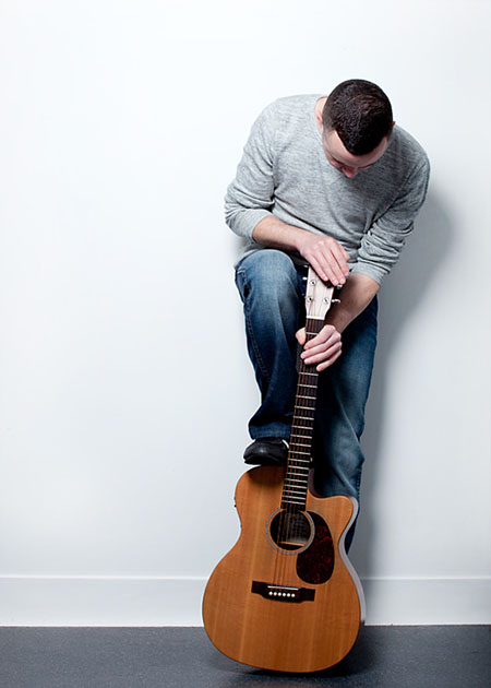Owen - Singer Guitarist