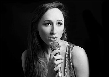 The Lincolnshire Jazz Singer - Solo Jazz and Pop Singer