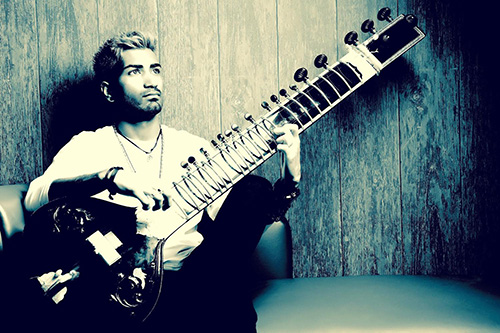 The Leicester Sitarist - Indian Clasical Sitar Player
