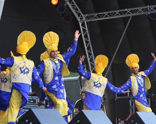 The London Bhangra Dancers - Bhangra Dancers