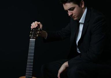 Marcus Norris - Classical Guitarist