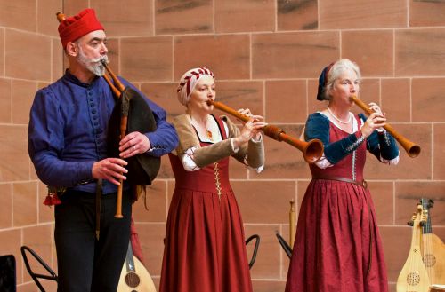 The Scottish Medieval Musicians - Medieval Music Ensemble