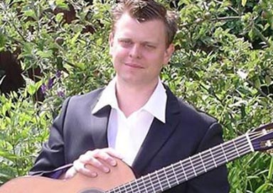 Andrew Daniels - Classical Guitarist