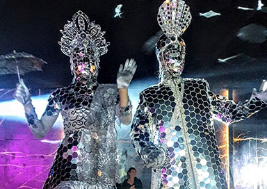The Asian Mirror Men - act/2213