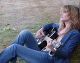Samantha Bates - Solo Singer / Guitarist 