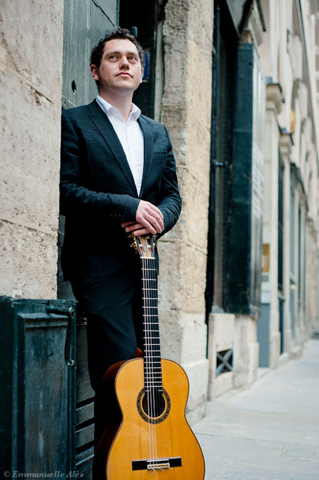 Thomas Egerton - Classical Guitarist Cardiff
