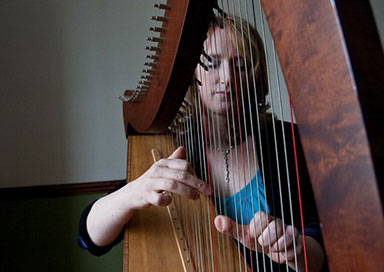 Leanne Brading - Harpist