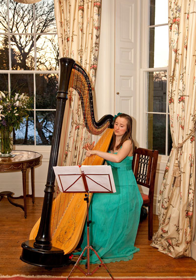 Jill Summers - Harpist & Singer