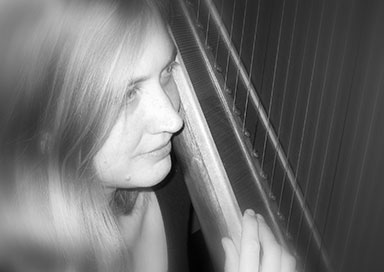 Hannah Howes - Harpist