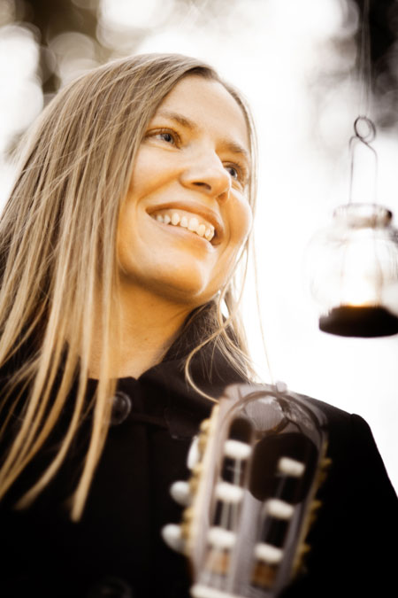 Alice Knight - Classical Guitarist